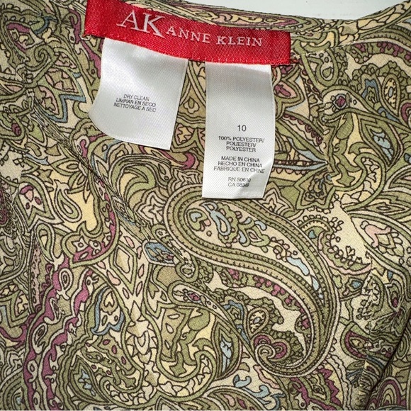 AK Anne Klein 10 vintage lined skirt. Side zip. Paisley print Bias Curt Flutter - Picture 4 of 6